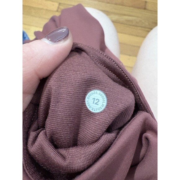 Lululemon Size 12 Instill High-Rise Tight 25” Smoky Red - Picture 5 of 5